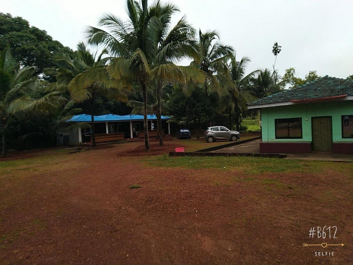 Coconut Tree Resort Gokarna ゴカルナ エクステリア 写真