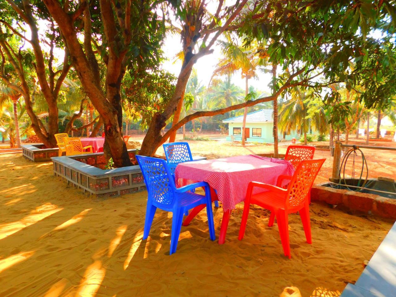 Coconut Tree Resort Gokarna ゴカルナ エクステリア 写真