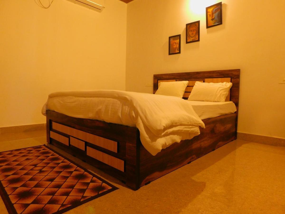 Coconut Tree Resort Gokarna ゴカルナ エクステリア 写真